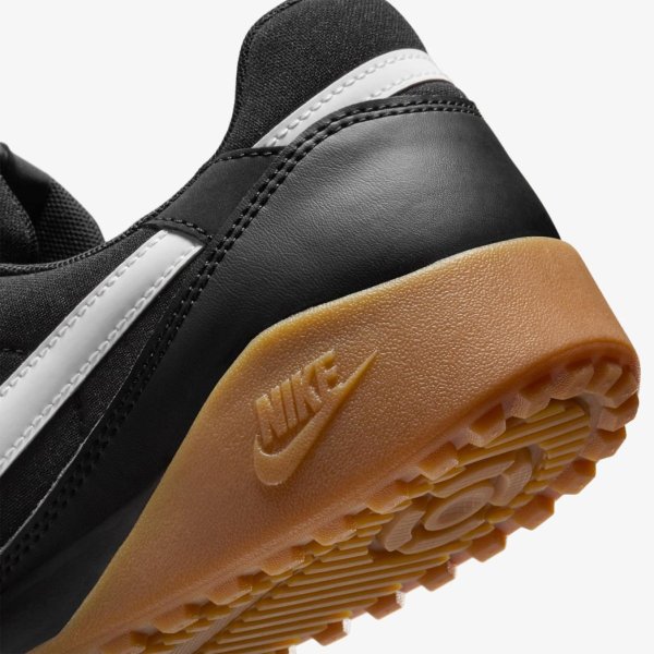 Чоловічі кросівки NIKE TERRA MANTA