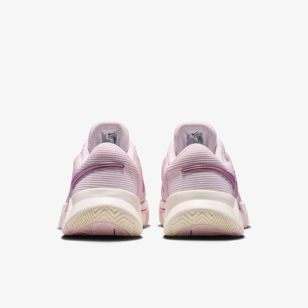 Жіночі кросівки NIKE W ZOOM GP CHALLENGE 1.5 HC PRM