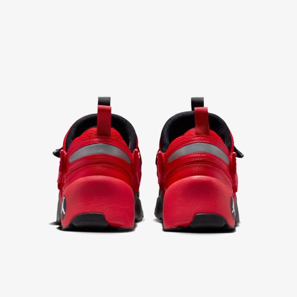 Жіночі кросівки WMNS JORDAN TRUNNER LX