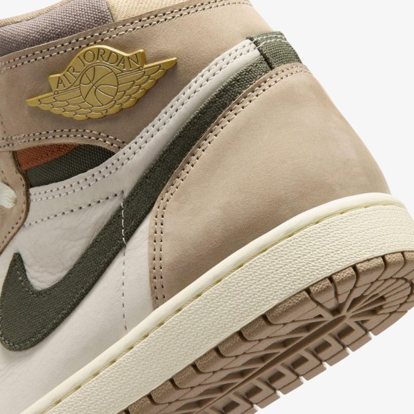 Жіночі кросівки WMNS AIR JORDAN 1 RETRO HI OG
