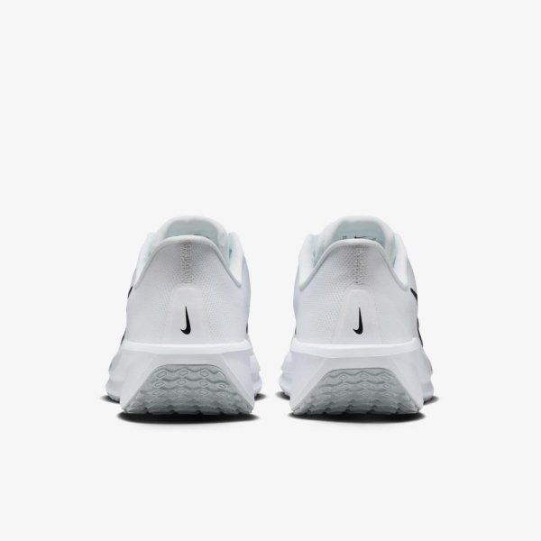 Кроссовки NIKE QUEST 6