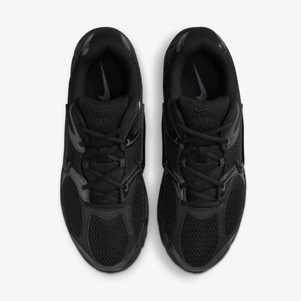 Чоловічі кросівки NIKE V5 RNR