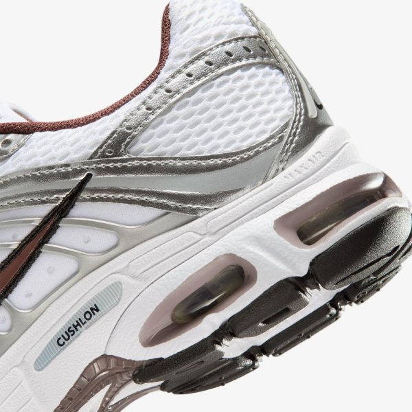 Жіночі кросівки NIKE WMNS AIR MAX MOTO 2K METALLIC SILVER / TATTOO