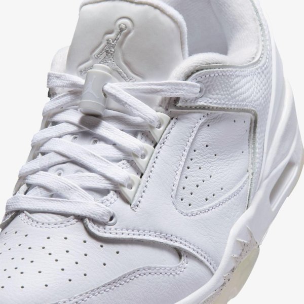 Жіночі кросівки WMNS JORDAN SIXTY PLUS LOW SWAN / WHITE