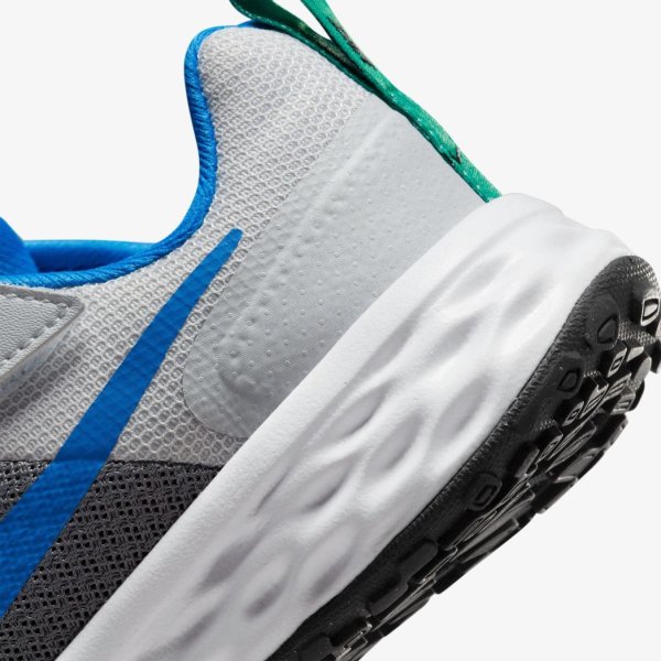 Дитячі кросівки NIKE REVOLUTION 6 NN (PSV)