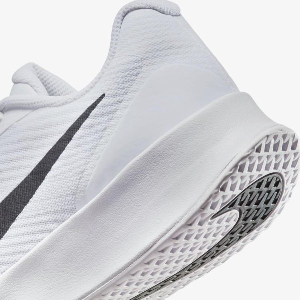 Жіночі кросівки NIKE W VAPOR LITE 3 HC
