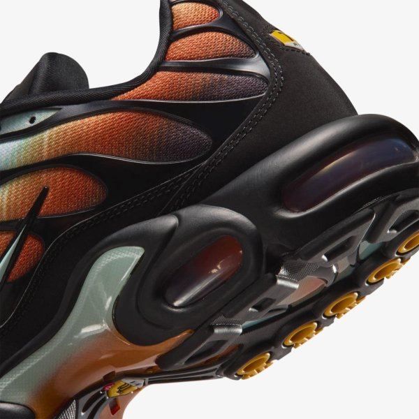 Чоловічі кросівки NIKE AIR MAX PLUS OG PRM