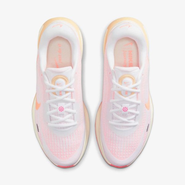 Жіночі кросівки NIKE W JOURNEY RUN