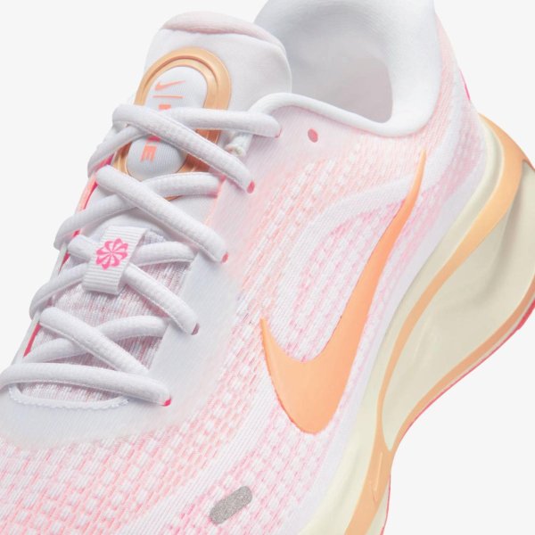 Жіночі кросівки NIKE W JOURNEY RUN