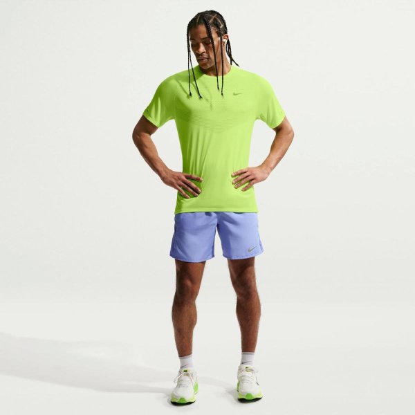 Чоловіча футболка NIKE M NK DFADV STRIDE SS TOP