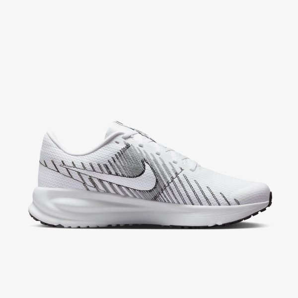 Чоловічі кросівки NIKE RUN DEFY