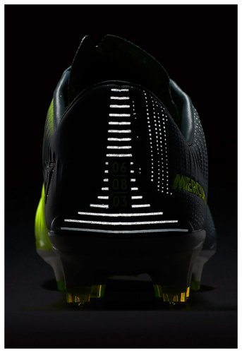 Бутсы Nike MERCURIAL VAPOR XI CR7 FG