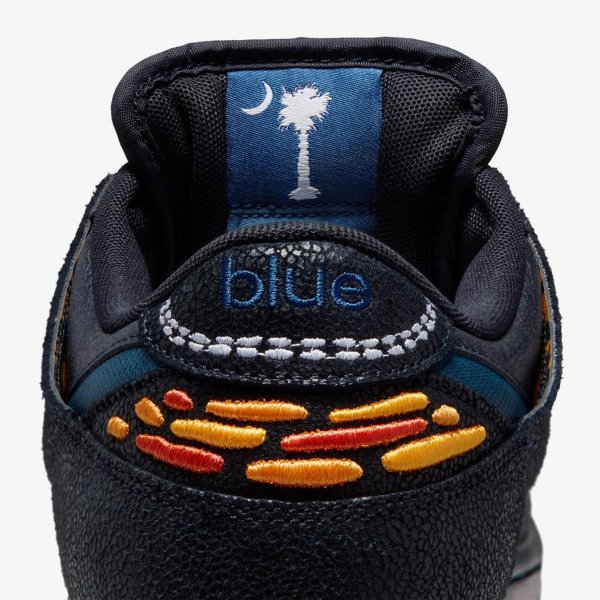Кроссовки BLUETILE X NIKE SB DUNK LOW "PITCH BLUE AND BLACK"