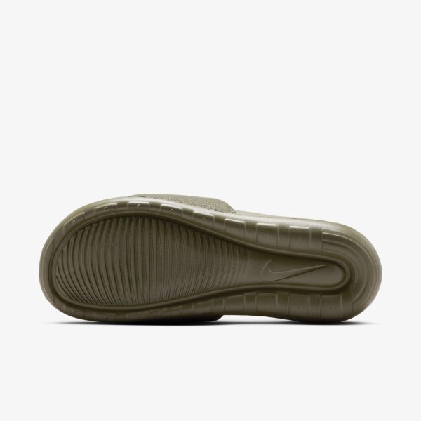 Чоловічі тапочки NIKE VICTORI ONE SLIDE