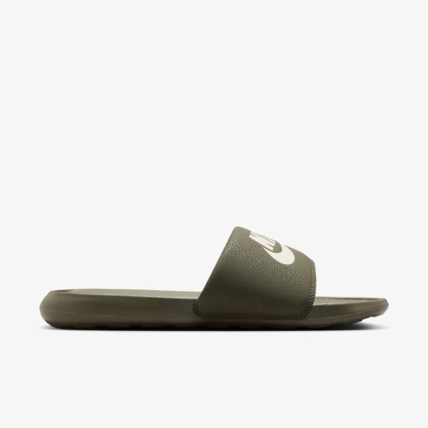 Чоловічі тапочки NIKE VICTORI ONE SLIDE
