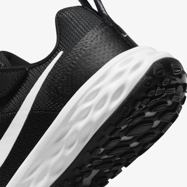 Детские кроссовки NIKE REVOLUTION 6 NN (PSV)