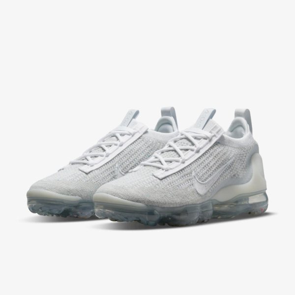 Жіночі кросівки NIKE WMNS AIR VAPORMAX 2021 FK