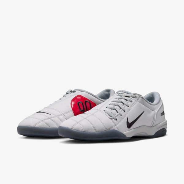 Чоловічі кросівки NIKE TOTAL 90 PRM