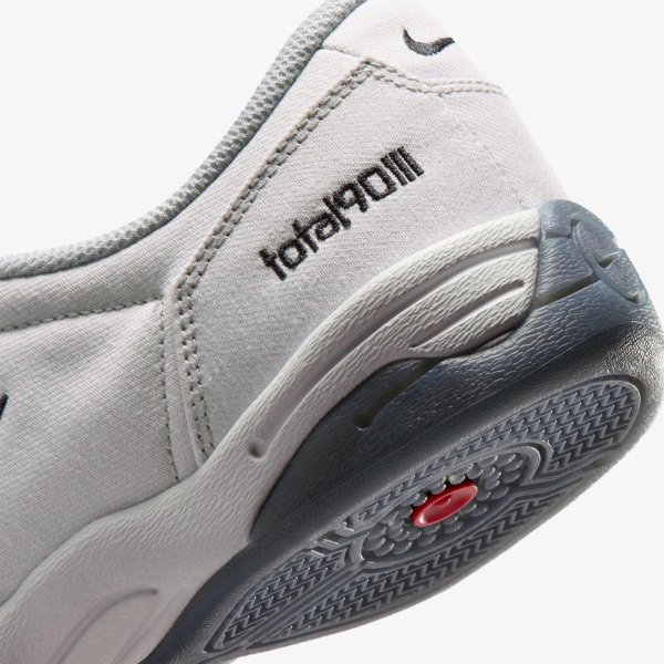 Чоловічі кросівки NIKE TOTAL 90 PRM