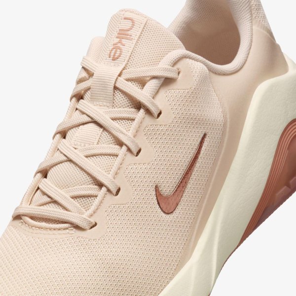 Жіночі кросівки NIKE W AIR ZOOM BELLA 7