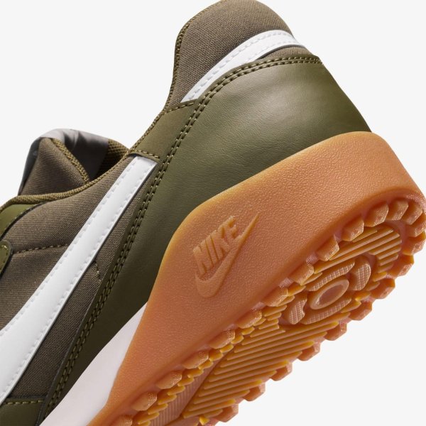 Чоловічі кросівки NIKE TERRA MANTA