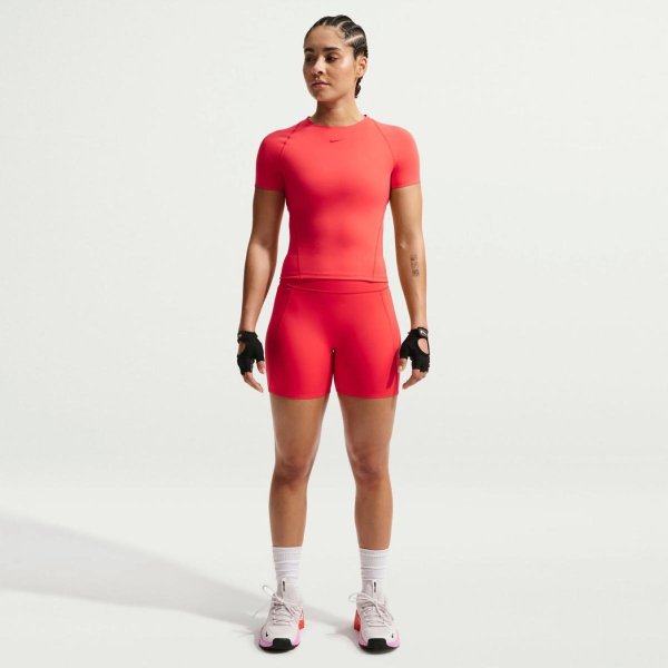 Жіноча футболка NIKE W NK DF UNVRSA SS TOP SNL