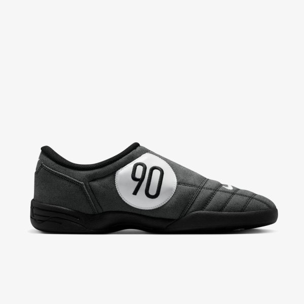 Чоловічі кросівки NIKE TOTAL 90 PRM