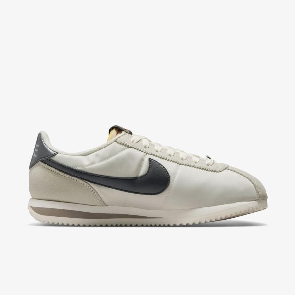 Жіночі кросівки NIKE WMNS CORTEZ