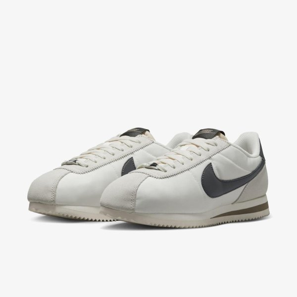 Жіночі кросівки NIKE WMNS CORTEZ
