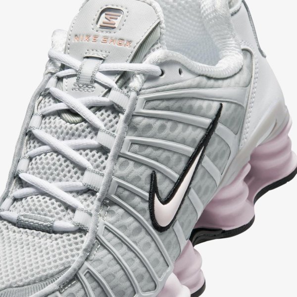 Жіночі кросівки NIKE W SHOX TL