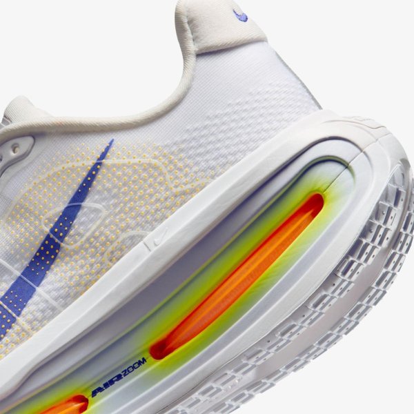 Чоловічі кросівки NIKE VOMERO PREMIUM