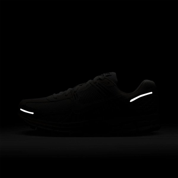 Чоловічі кросівки NIKE ZOOM VOMERO 5