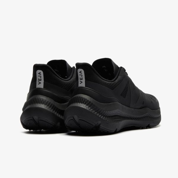 Чоловічі кросівки  VEJA CONDOR 3 ADVANCED ENGINEERED MESH TRIPLE BLACK