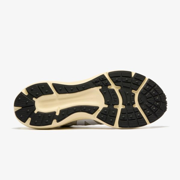 Жіночі кросівки  VEJA CONDOR 3 ADVANCED ENGINEERED MESH WHITE / BLACK