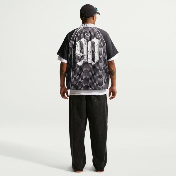 Чоловіча футболка NIKE SB M DF BOWLER FR SU26