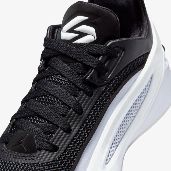 Дитячі кросівки JORDAN LUKA 5 (GS)