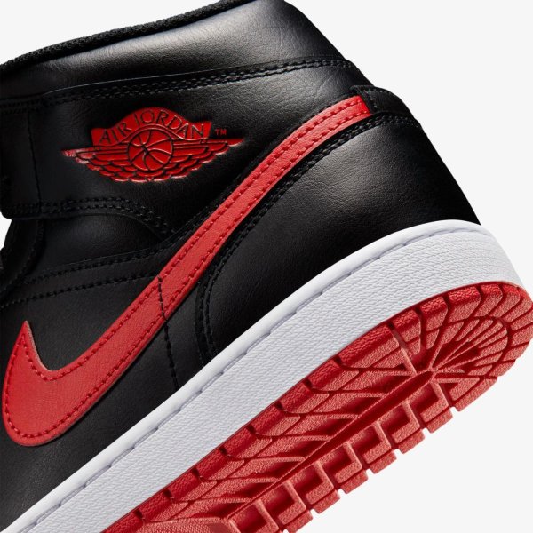 Чоловічі кросівки AIR JORDAN 1 MID BLACK / WHITE / UNIVERSITY RED