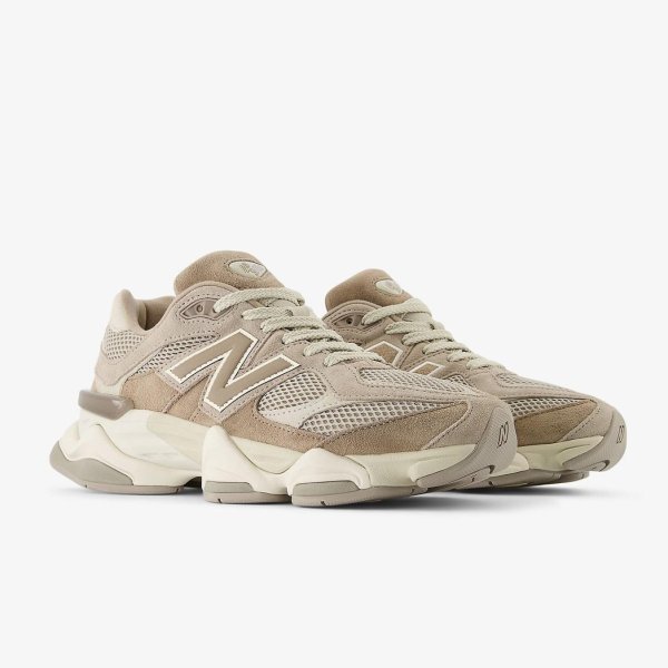Кросівки NEW BALANCE 9060 MUSHROOM SEA SALT