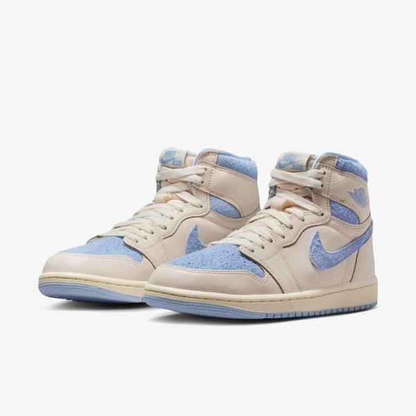Женские кроссовки WMNS AIR JORDAN 1 RETRO HI OG