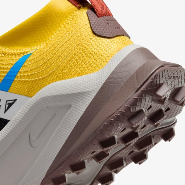 Женские кроссовки NIKE W ZOOMX ZEGAMA TRAIL