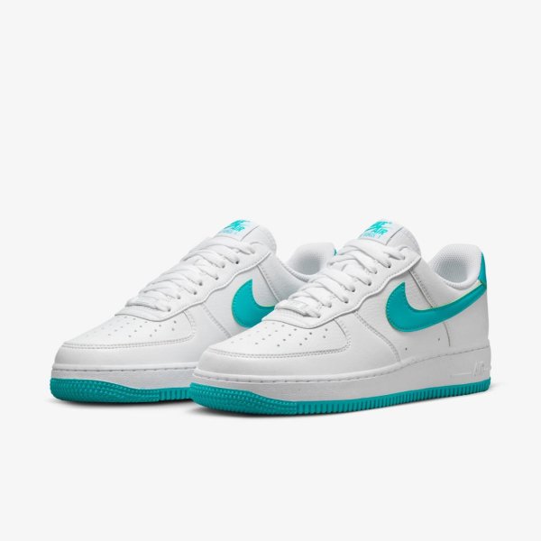 Жіночі кросівки NIKE WMNS AIR FORCE 1 07 NN