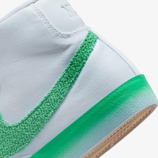 Жіночі кросівки NIKE W BLAZER MID 77