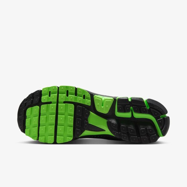 Кросівки NIKE ZOOM VOMERO 5 SE