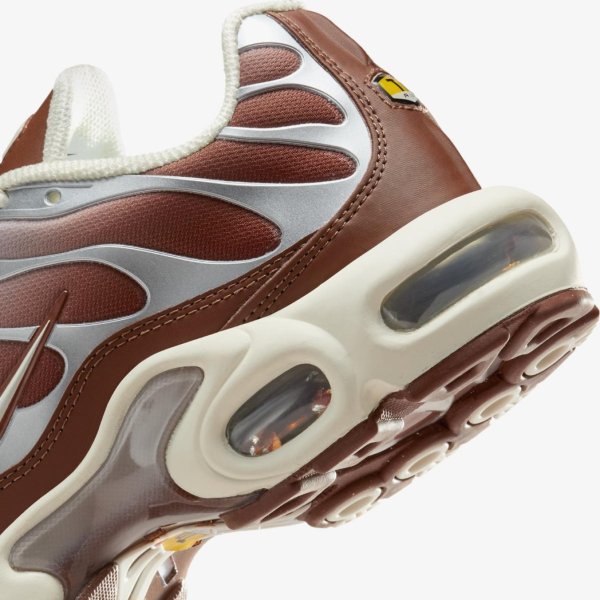 Женские кроссовки NIKE WMNS AIR MAX PLUS DARK PONY
