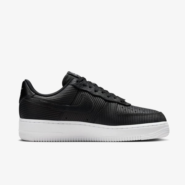 Жіночі кросівки NIKE WMNS AIR FORCE 1 07 CORDUROY BLACK