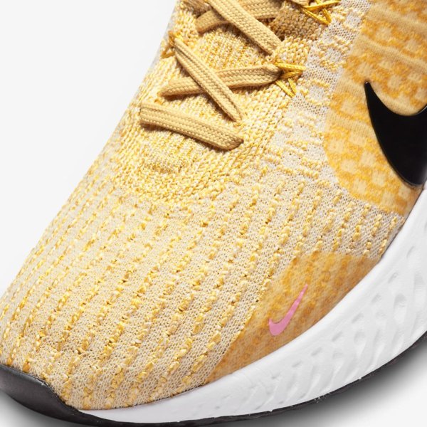 Жіночі кросівки NIKE W REACT INFINITY RUN FK 3