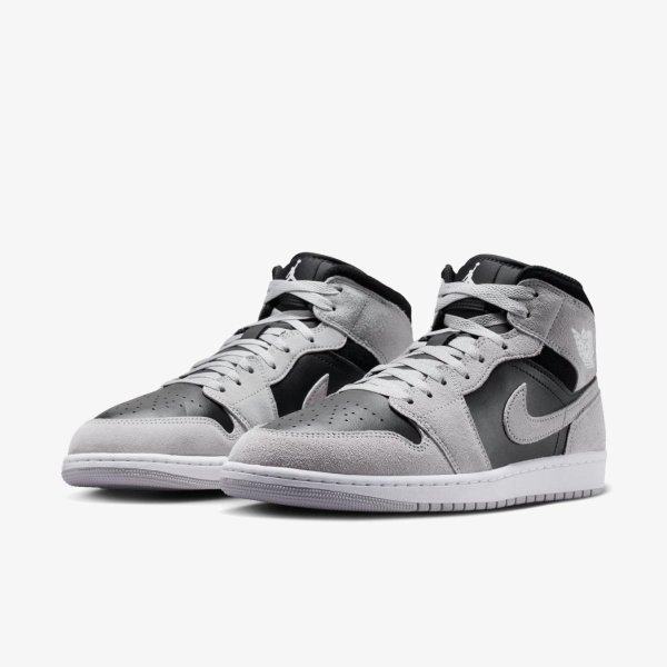 Чоловічі кросівки AIR JORDAN 1 MID
