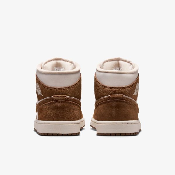 Жіночі кросівки AIR JORDAN 1 MID