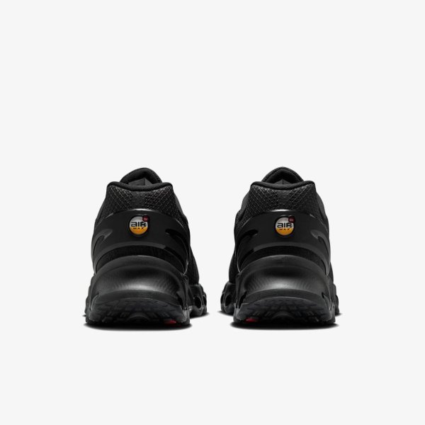 Чоловічі кросівки NIKE AIR MAX DN8 TRIPLE BLACK