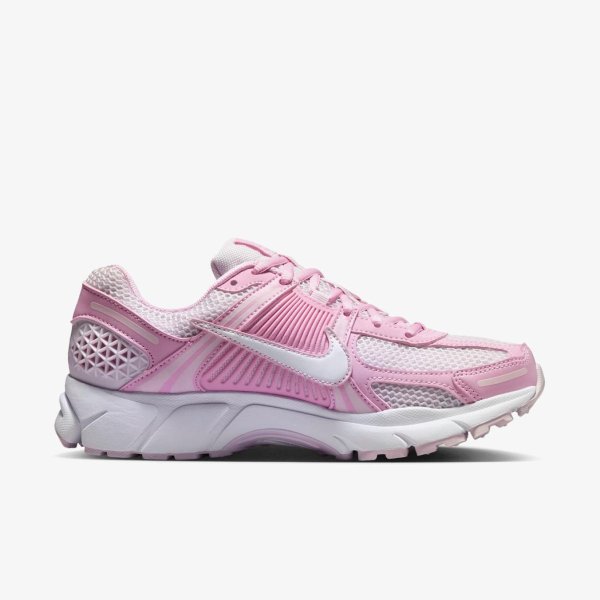 Жіночі кросівки NIKE W ZOOM VOMERO 5